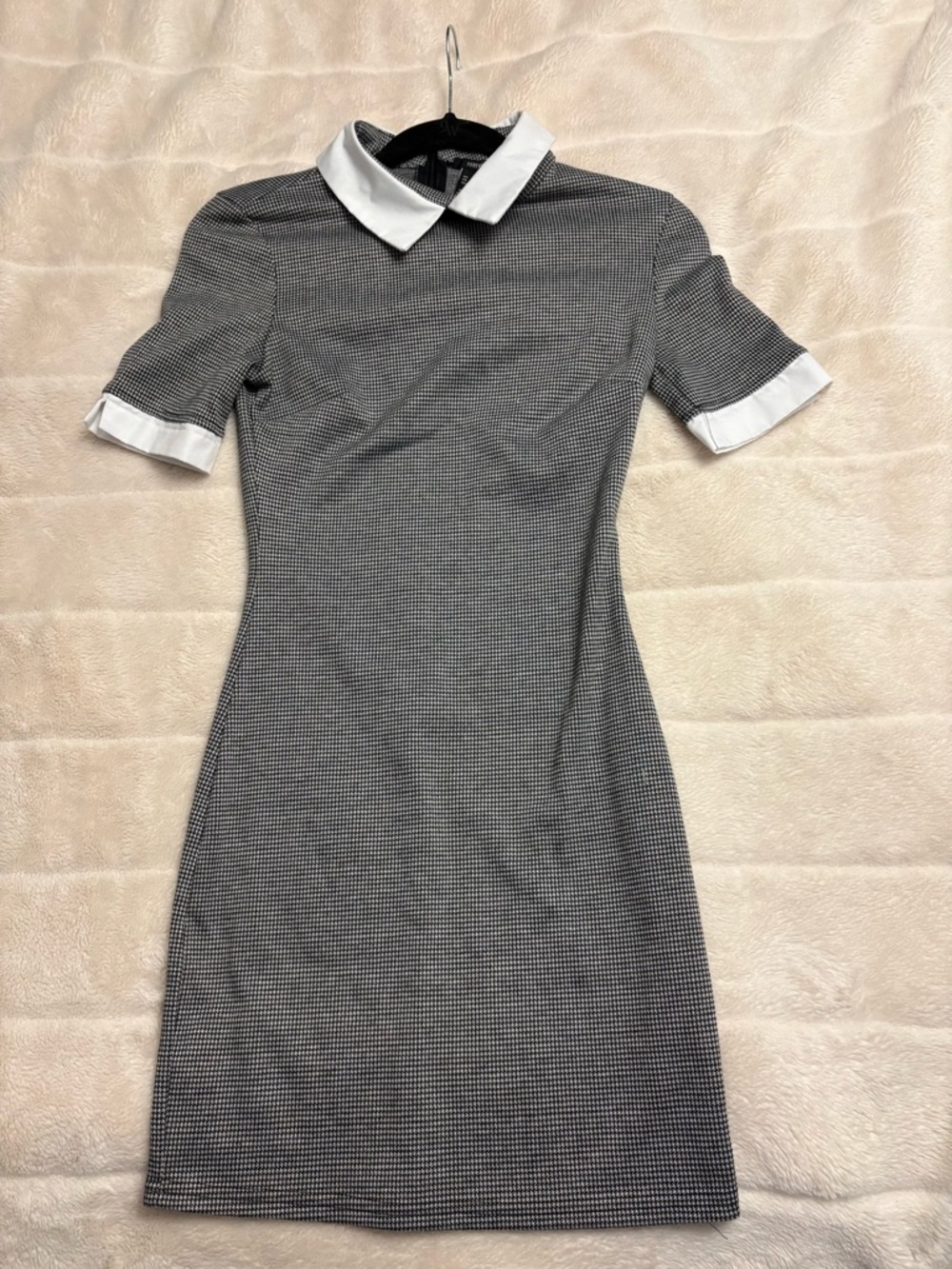 Forever 21 Black & White Collared Mini Dress